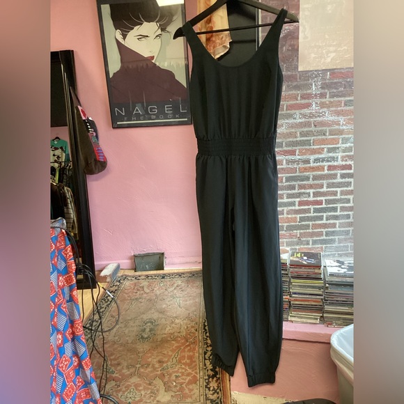 Abercrombie & Fitch Black Sleeveless Jumpsuit - Picture 1 of 5
